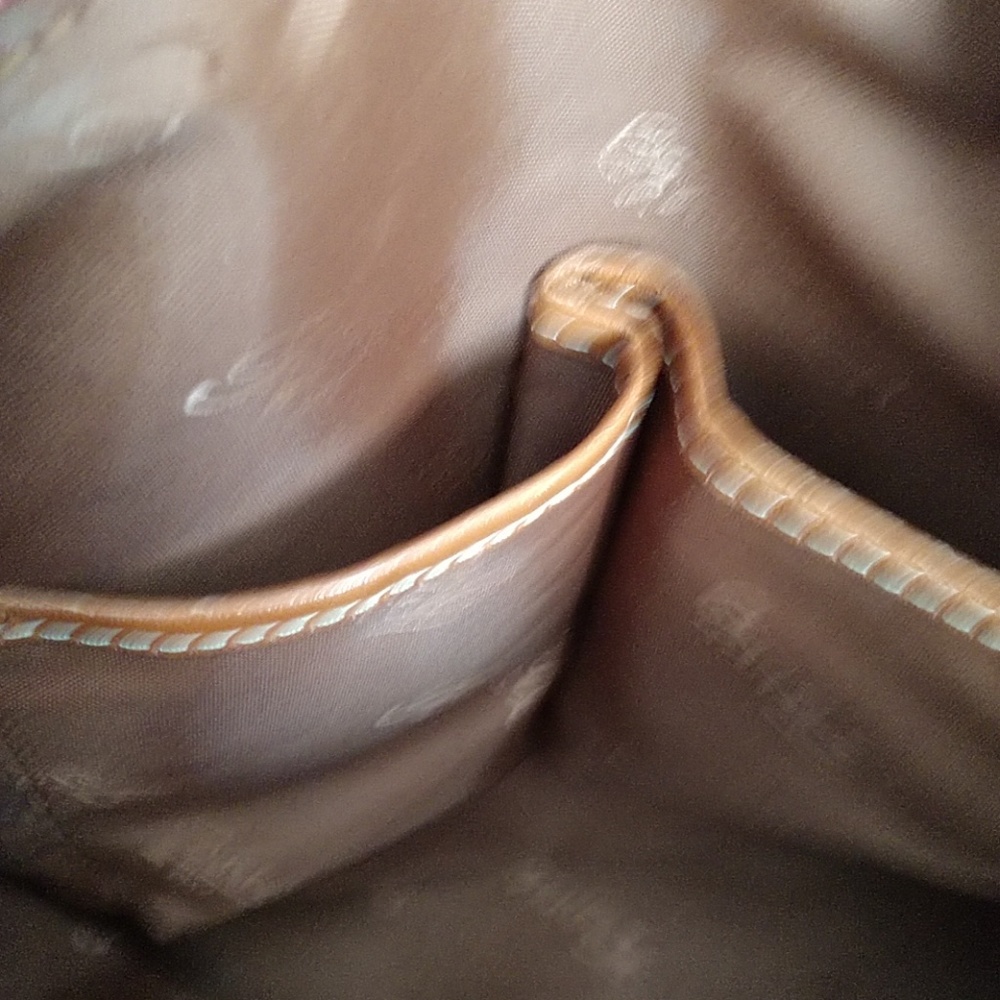 Fossil Handbag - Picture 2 of 4